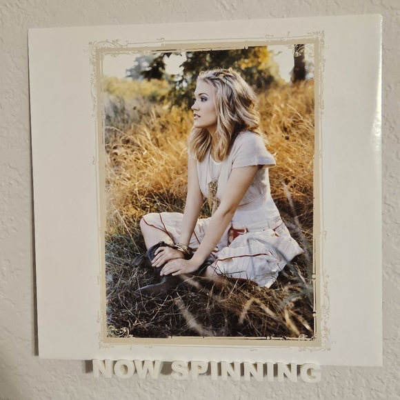 "Some Hearts" Carrie Underwood Vinyl - Picture 4 of 11